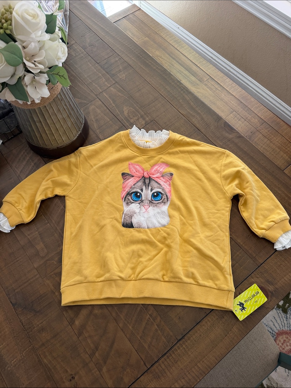 Kids' Yellow Pullover Sweatshirt with Pink Bow Kitty Graphic